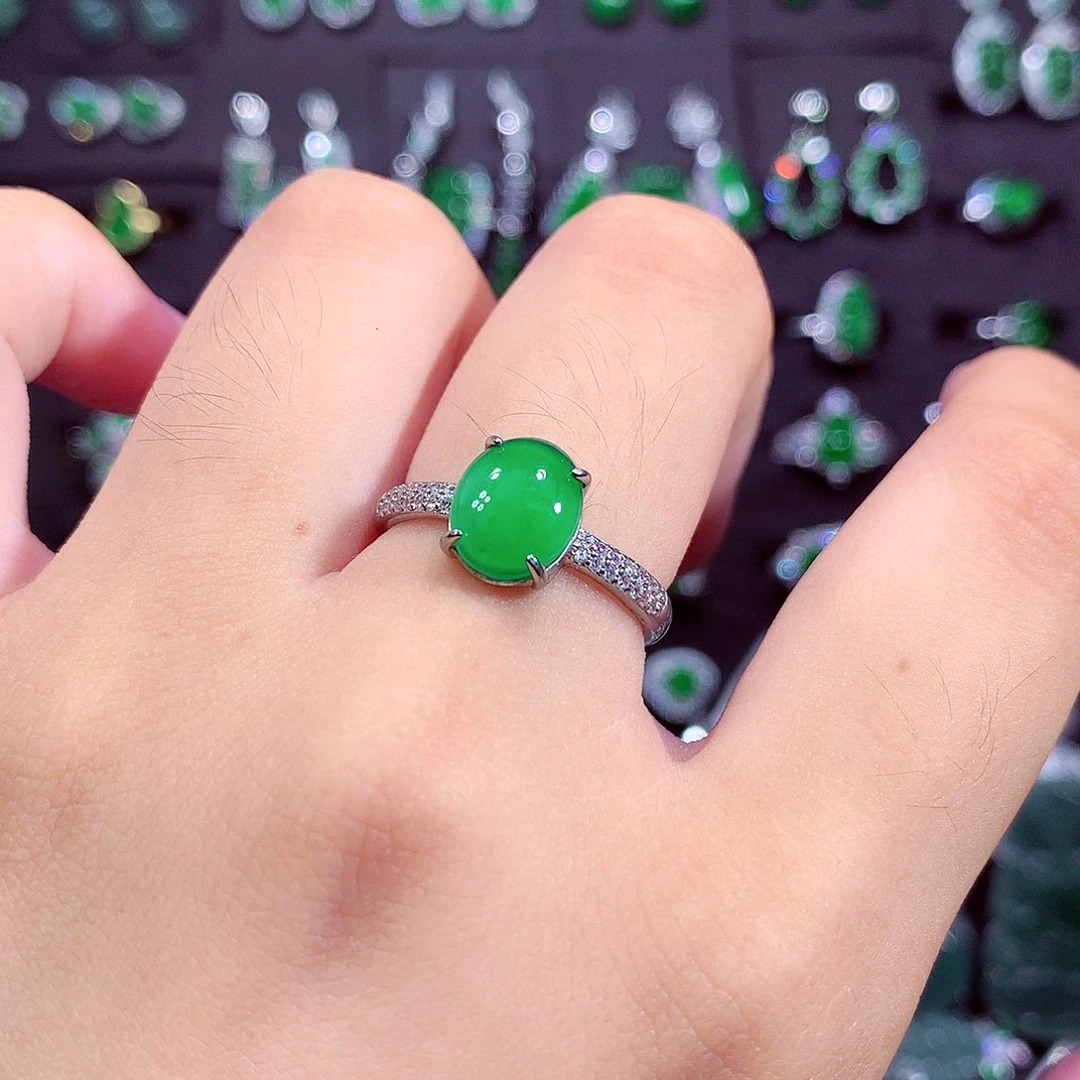 颈饰未镶嵌翡翠天然