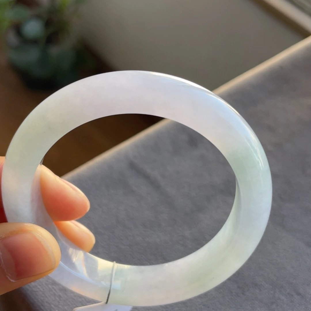 翡翠未镶嵌手镯冰春彩