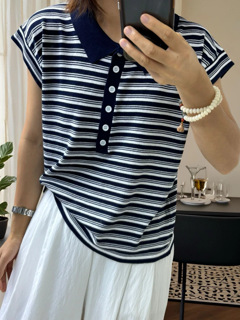 六粒扣polo条纹上衣