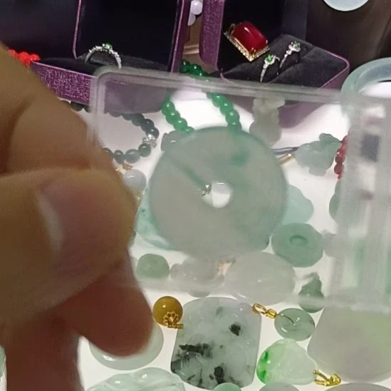 翡翠未镶嵌颈饰翡翠翡翠