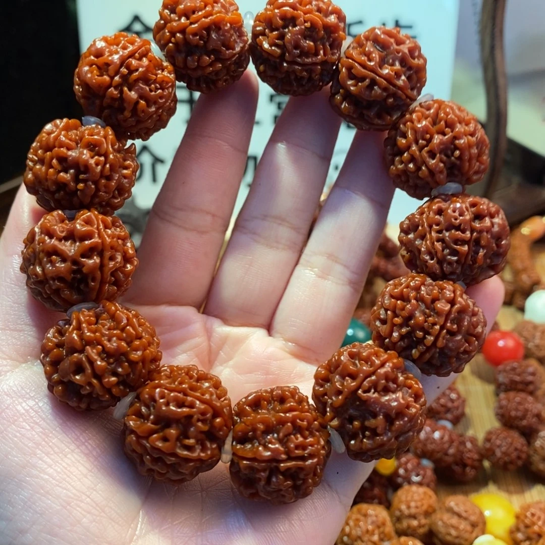 金刚菩提吊坠23246瓣素