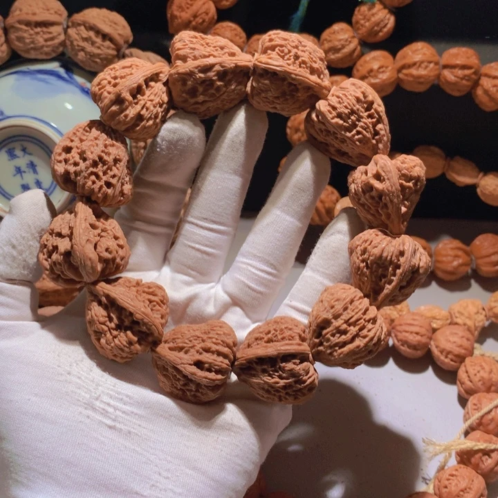 言***衷手串文玩核桃南疆石