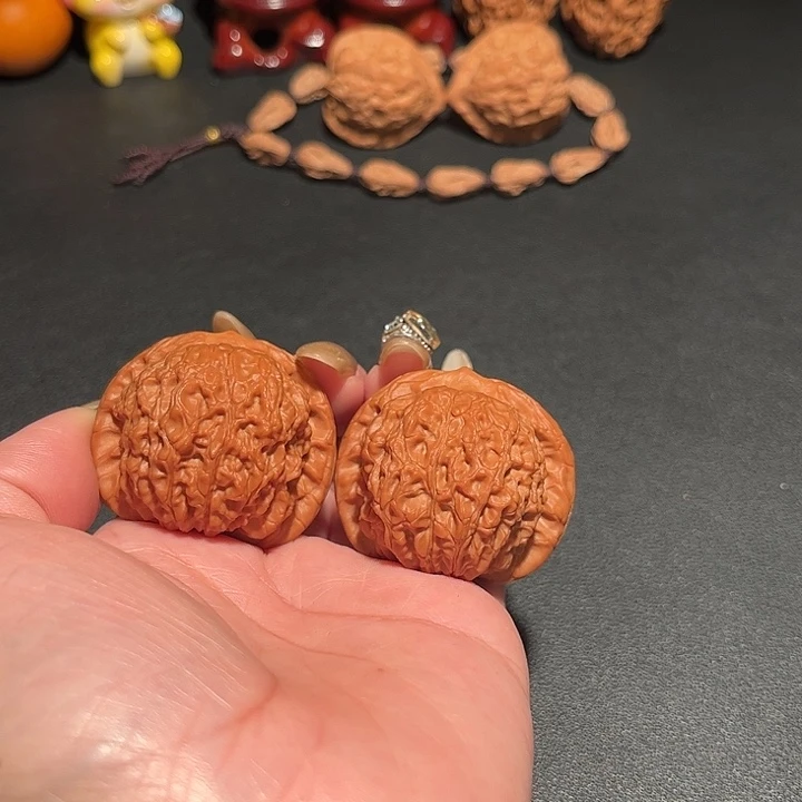 吊坠文玩核桃血麒麟