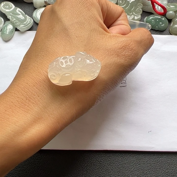 玛瑙/玉髓颈饰未镶嵌玛瑙