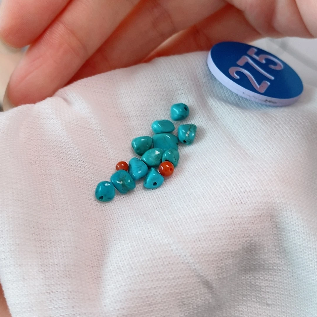 南红玛瑙未镶嵌珠宝奇石