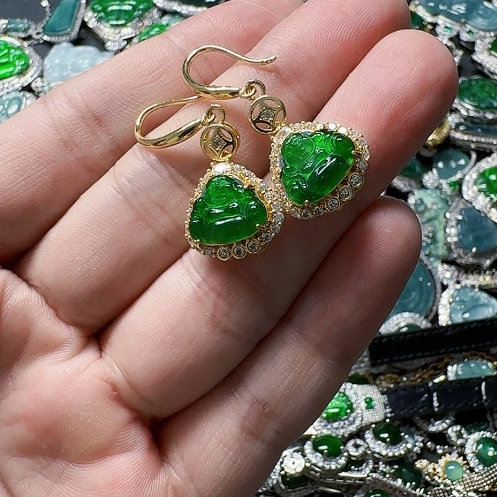 翡翠颈饰未镶嵌天然Ａ货翡翠放漏