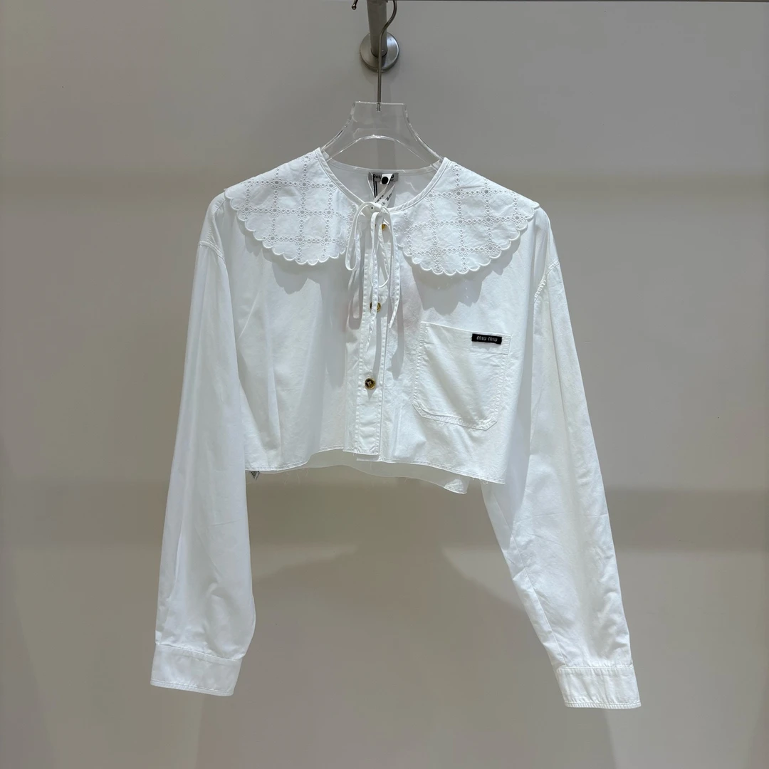 未使用 MIU MIU/缪缪 MIU1491 手工刺绣荷叶领衬衫40码原价10600