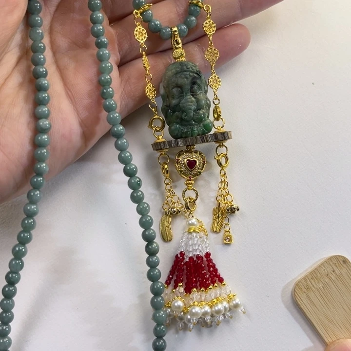 翡翠吊坠(赠链)未镶嵌代编织