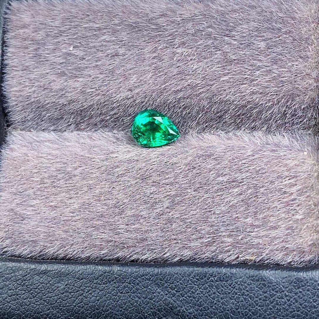 祖母绿裸石0.68ct天然
