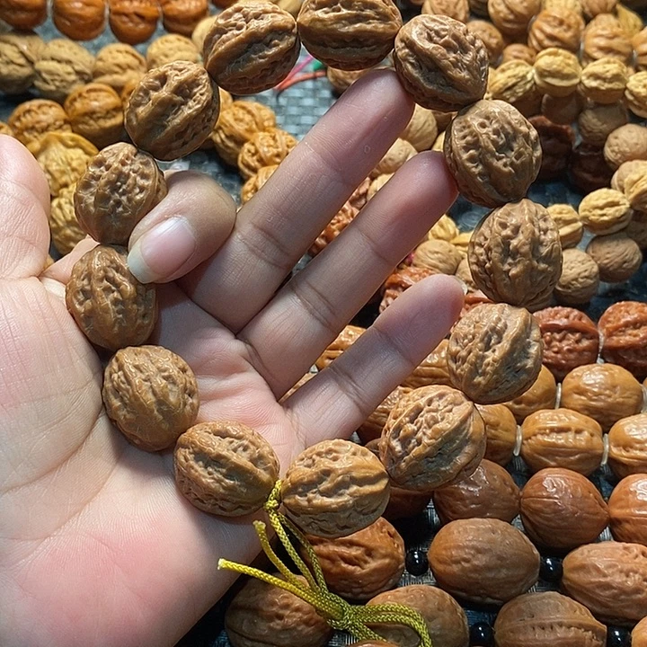 手串文玩核桃粗筋八棱