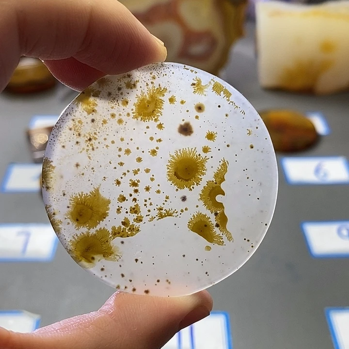 玛瑙/玉髓未镶嵌珠宝半成品