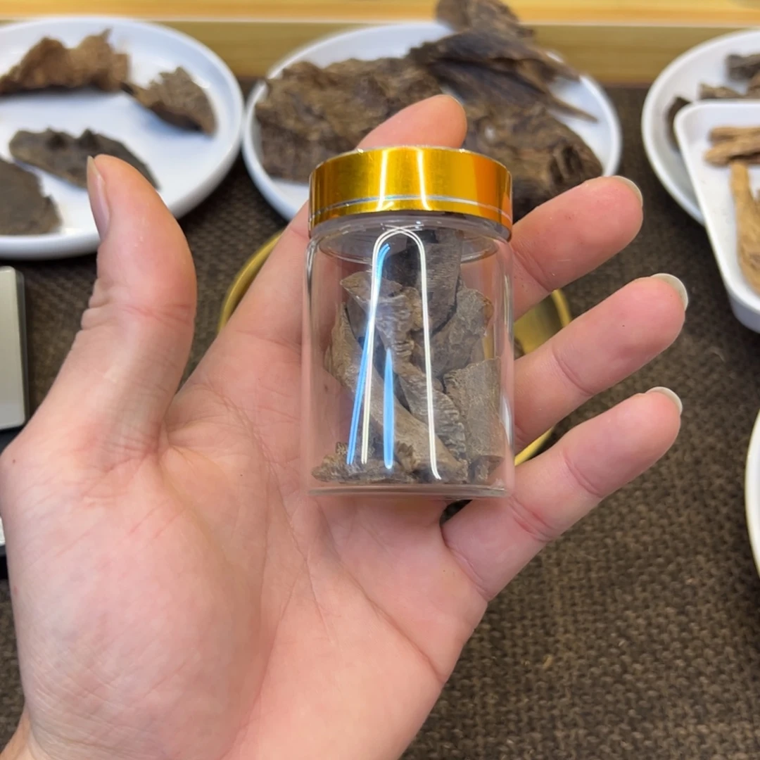 捻***尘海南鸡母虫漏9.5g