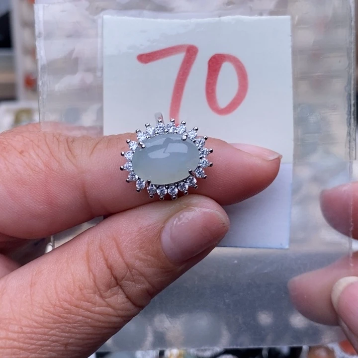 未镶嵌戒指翡翠缅甸