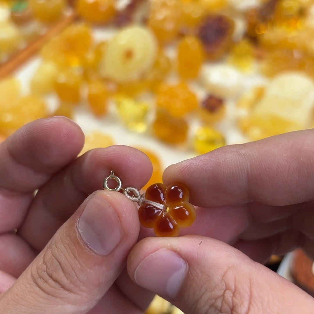 蜜蜡未镶嵌裸石有钱花