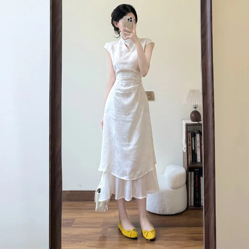 白色盘扣连衣裙新中式国风女夏季新款高级感气质收腰显瘦长裙子