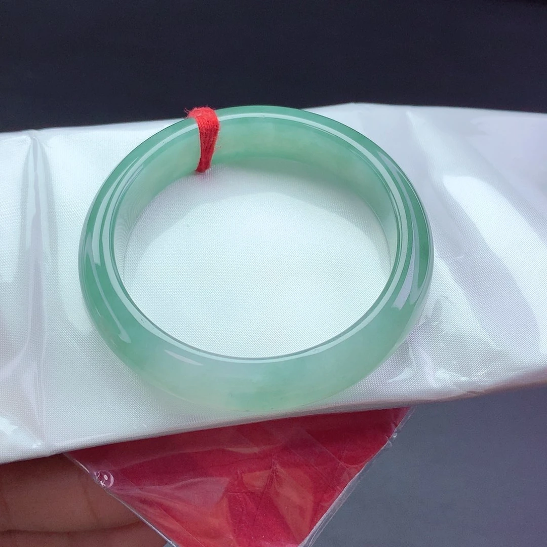 【闪购商品】翡翠手镯未镶嵌a 1910001