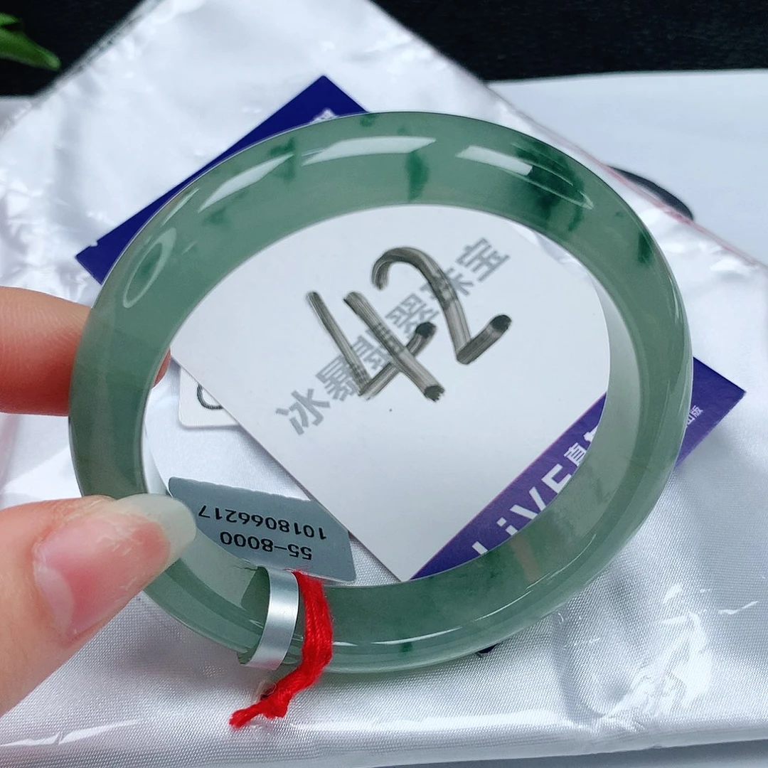 翡翠手镯未镶嵌缅甸天然a货翡翠