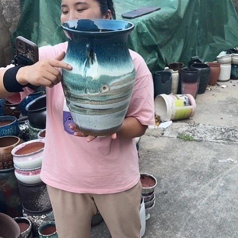 口20高32瑕疵一个盆子。