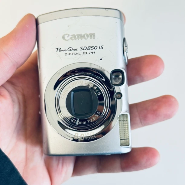 8新 Canon/佳能 ixus950特价1000w像素5倍光变出片奶油磨皮