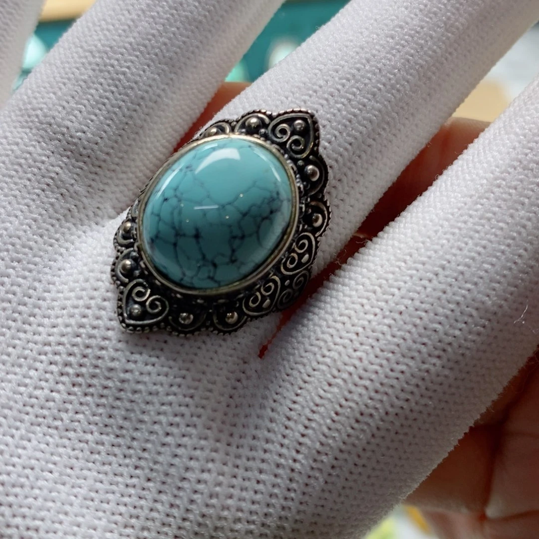 绿松石颈饰未镶嵌小**灶