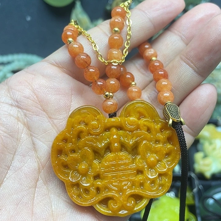 未镶嵌蛇纹石玉颈饰