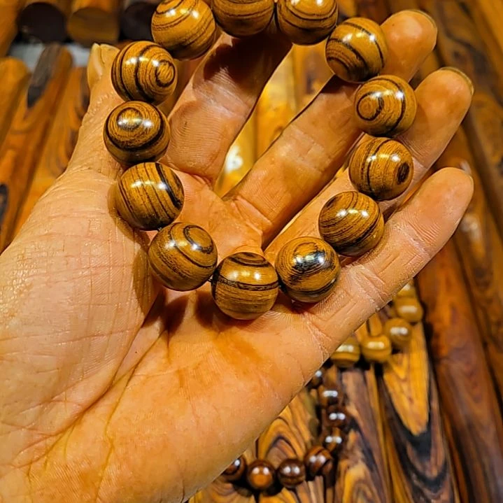 寻***迹木美国沙漠铁手串一串