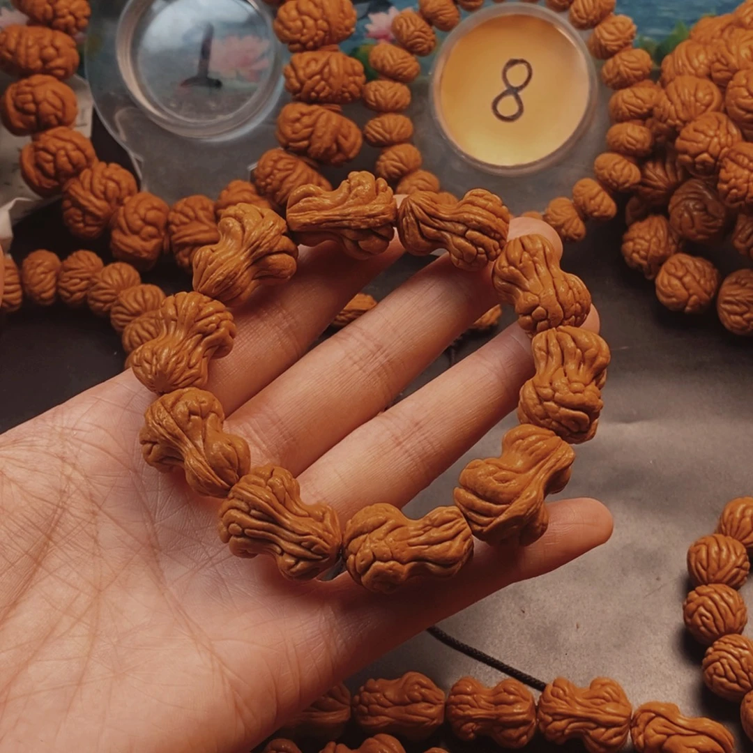 文玩核桃吊坠桃核