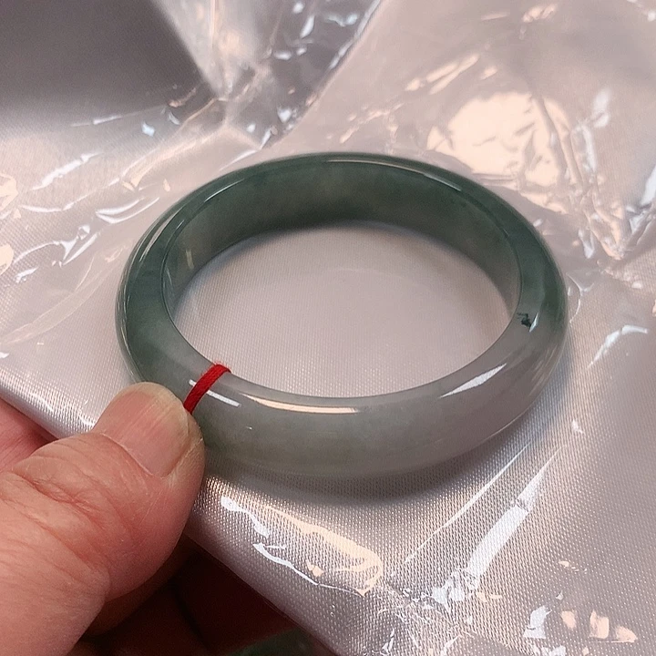 翡翠未镶嵌手镯缅甸翡翠手镯