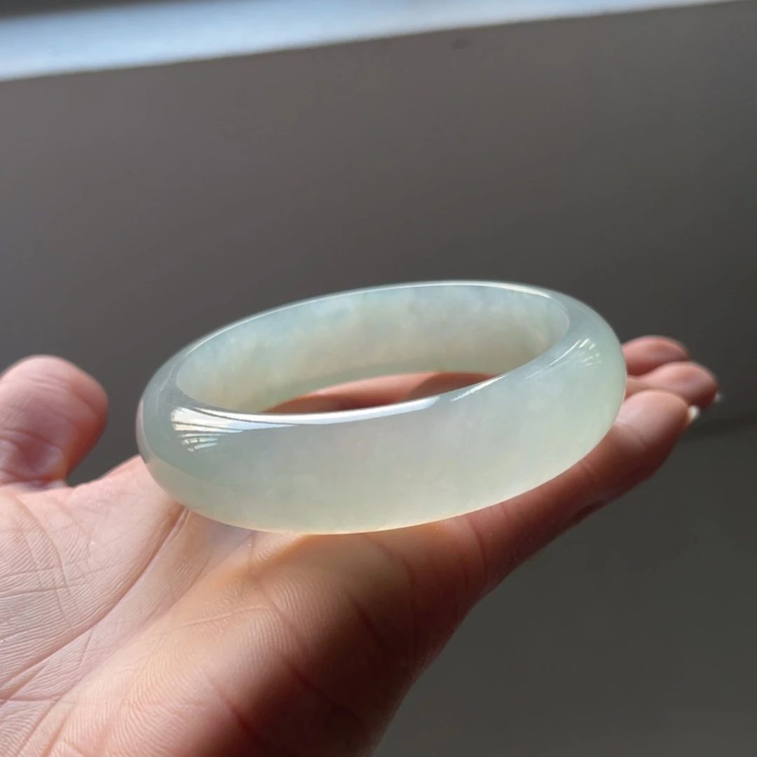 s***y翡翠未镶嵌手镯56.8圈三天鉴赏期（分单）