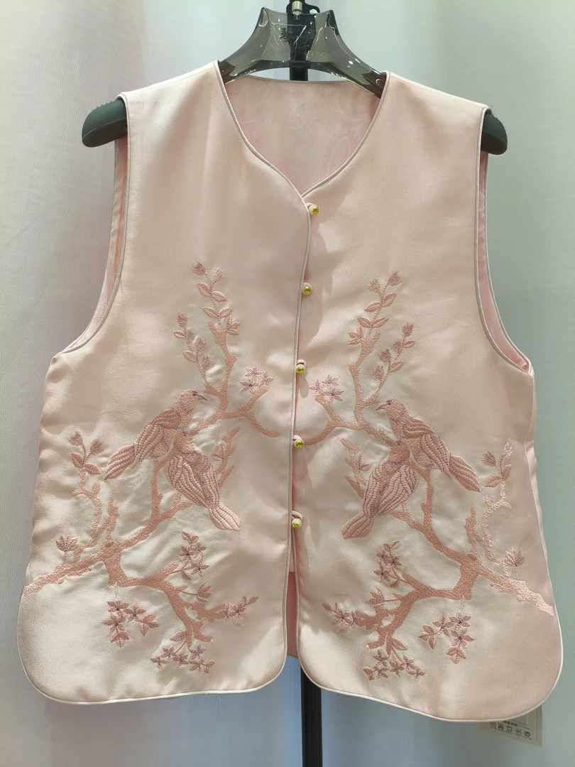 醋酸刺绣外套新款时尚