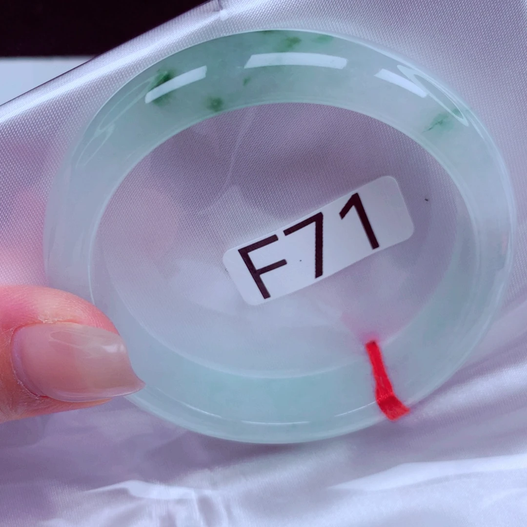 翡翠未镶嵌手镯手镯