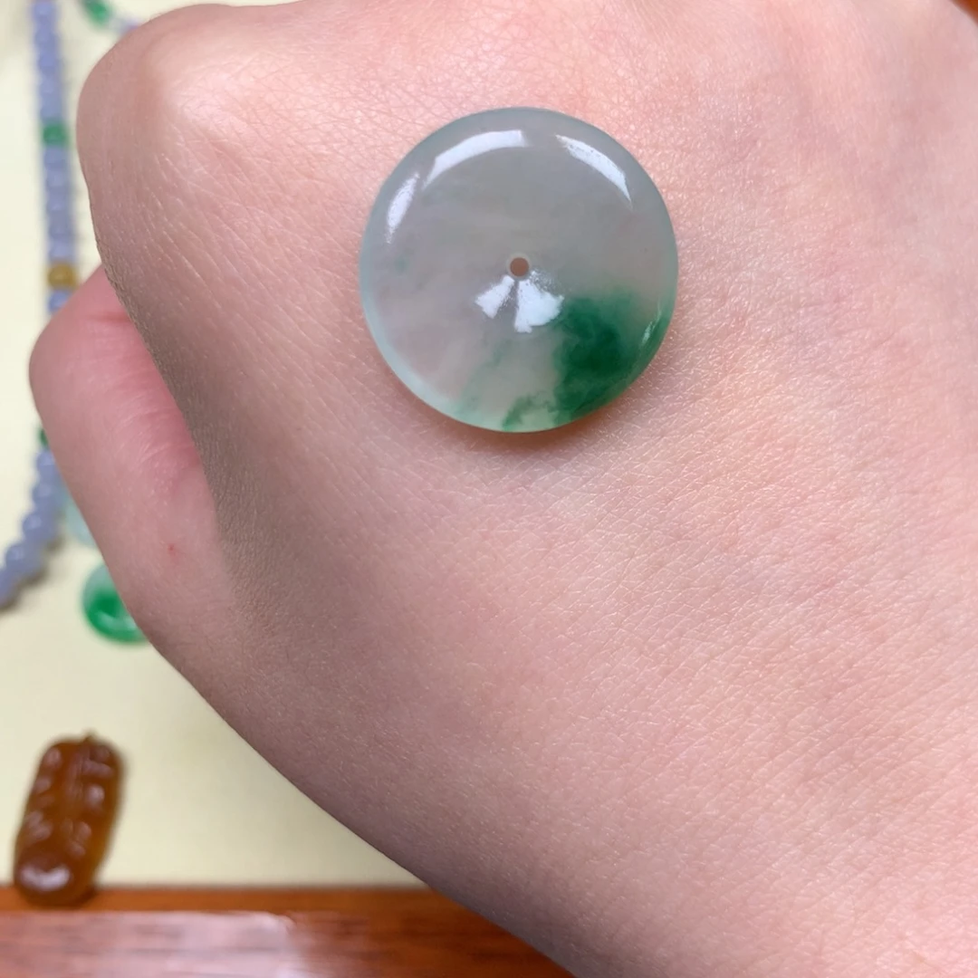 定制翡翠未镶嵌平安扣