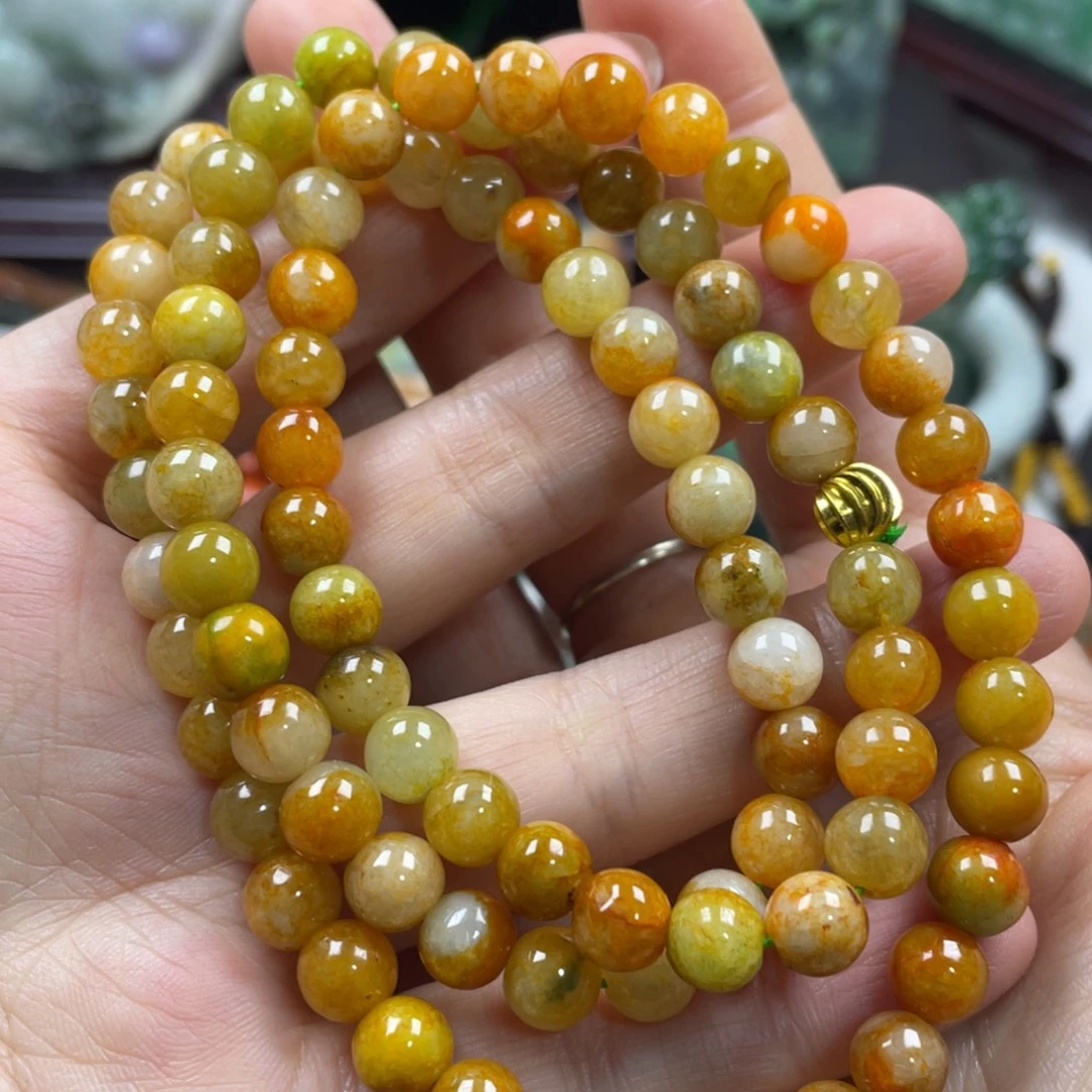 寒***冰翡翠未镶嵌颈饰牌子
