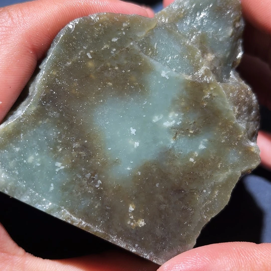 和田玉未镶嵌珠宝奇石