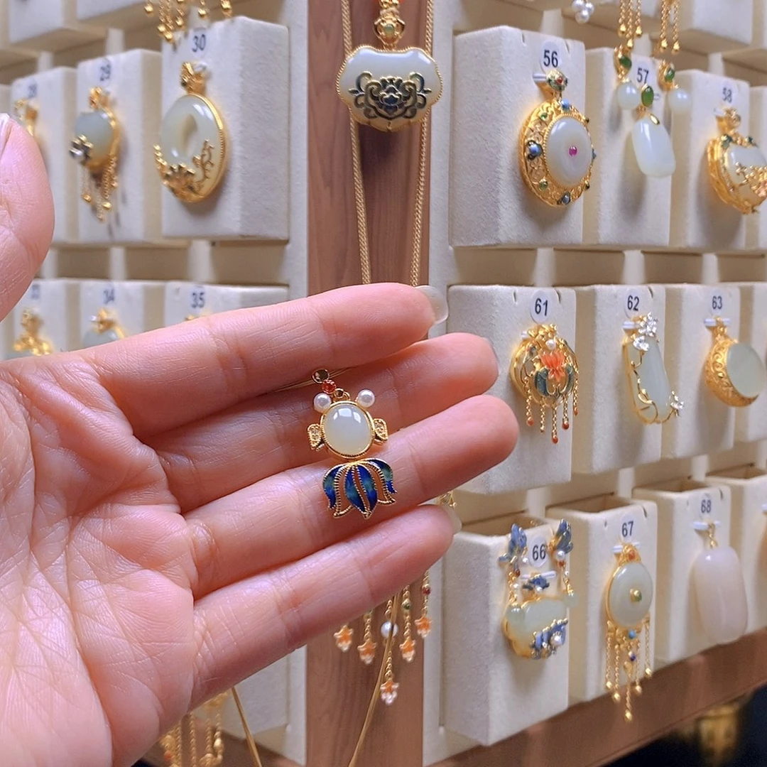 和田玉银S925镶嵌颈饰