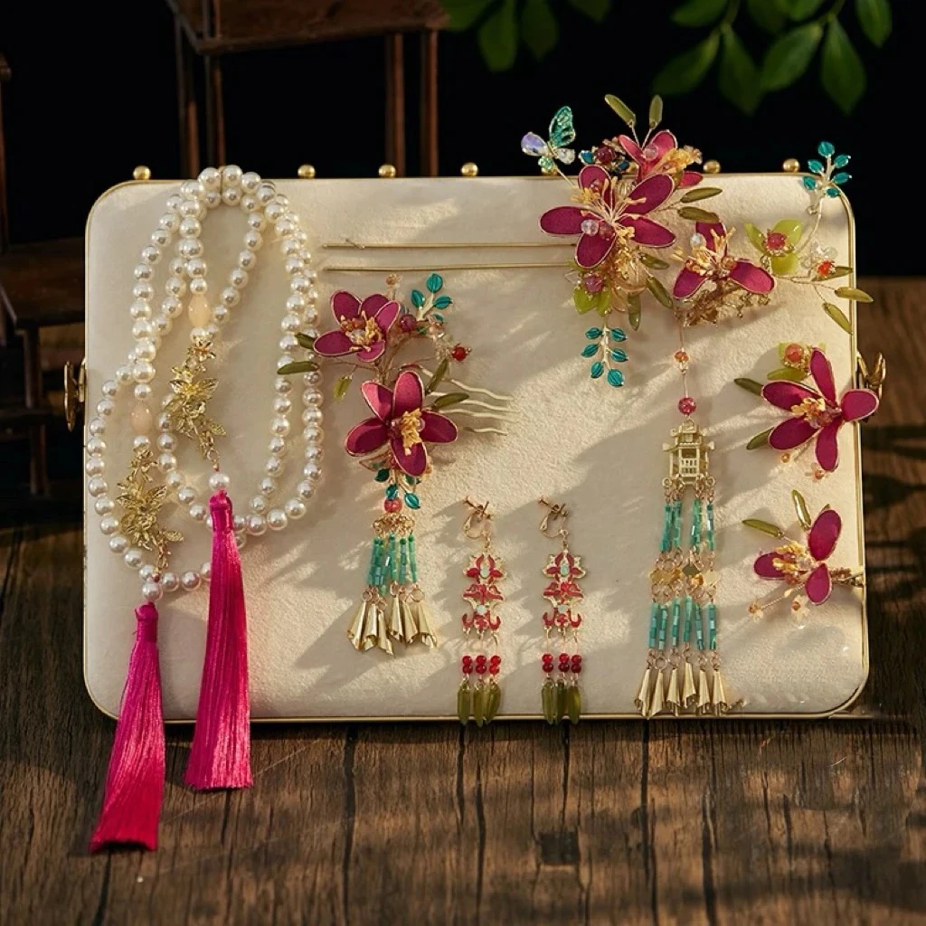 新款娘新中式头饰玫红绒花高级婚礼发簪龙凤褂旗袍秀禾发饰品