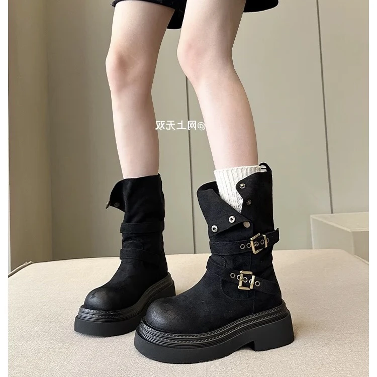 852厚底皮带扣马丁靴女靴中筒秋冬英伦风粗跟瘦瘦靴两穿复古做旧