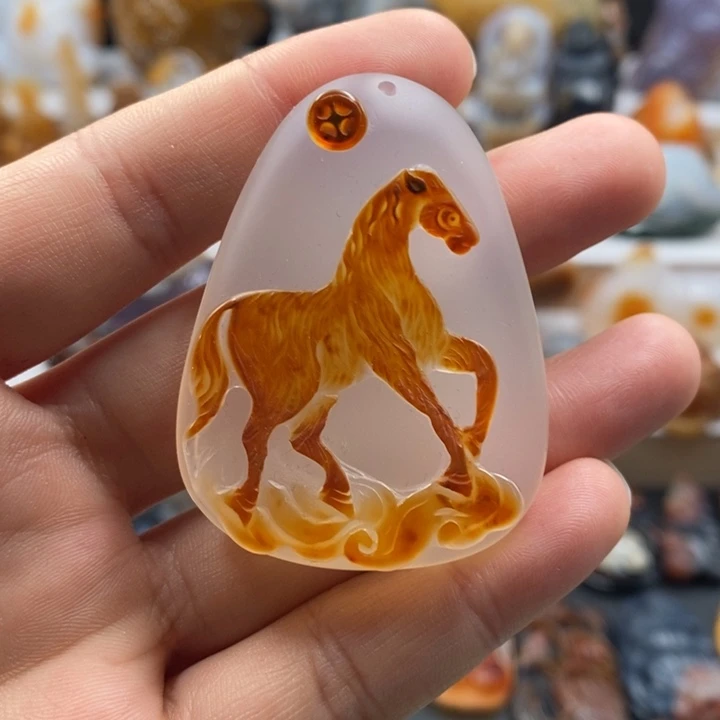 玛瑙/玉髓未镶嵌珠宝奇石