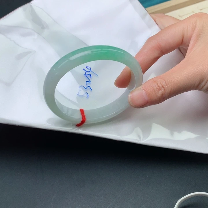 未镶嵌手镯翡翠翡翠