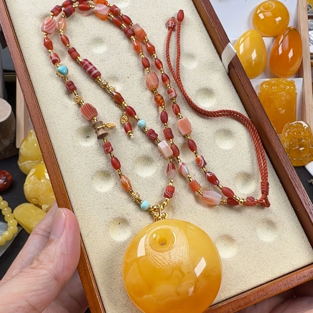 黑***丁蜜蜡未镶嵌颈饰蜜蜡24.2g