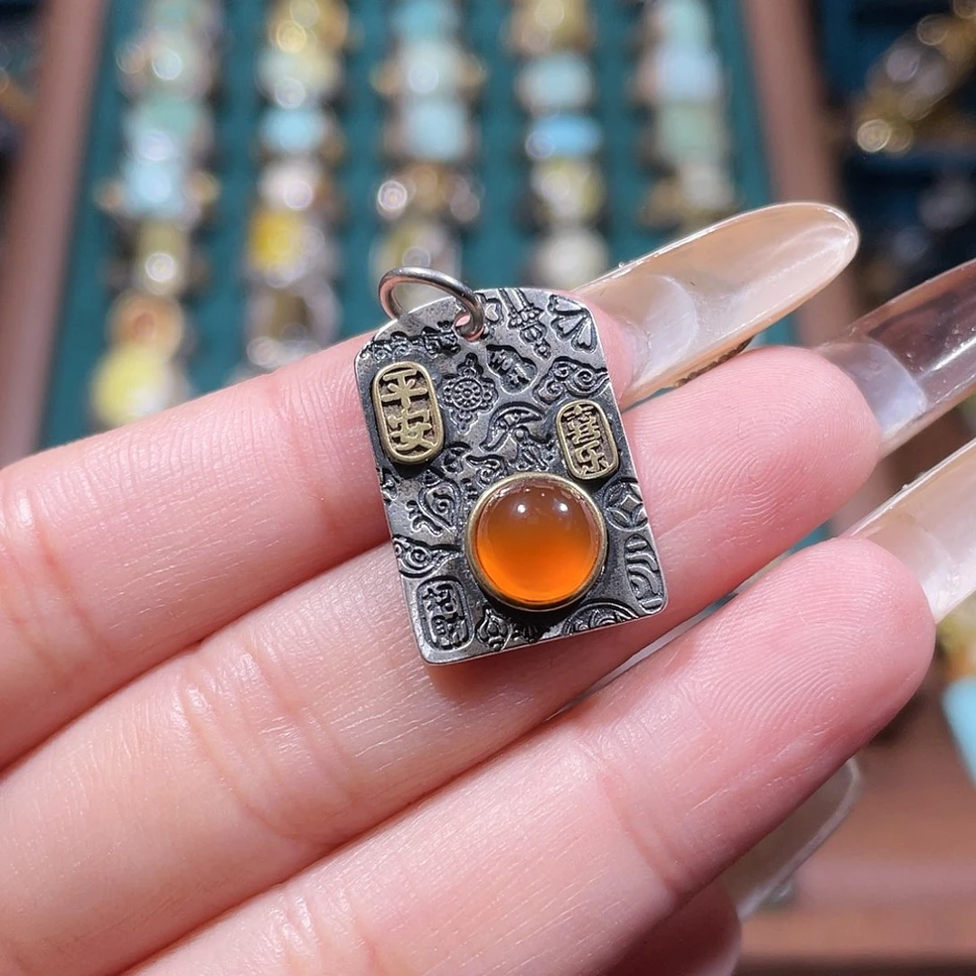 南红玛瑙银S925镶嵌颈饰