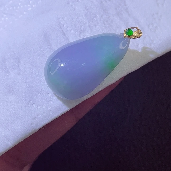 颈饰18K金镶嵌翡翠翡翠
