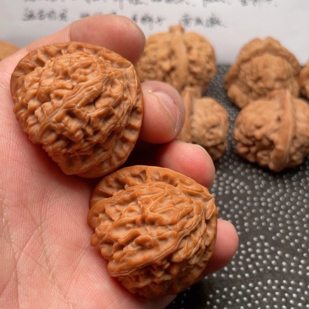 【闪购商品】核桃其他开***天三角白41尺寸1743