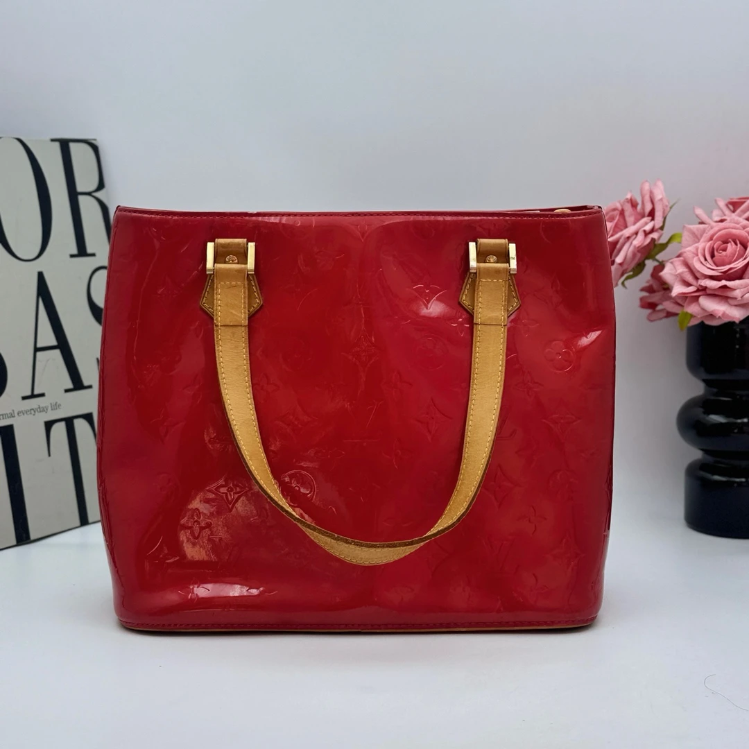 95新 LouisVuitton/路易威登 xy 9502红色漆皮薇薇安 25x28