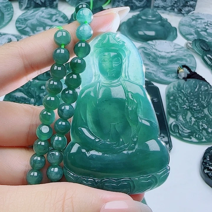 翡翠未镶嵌颈饰多样性发货天然的A货翡翠