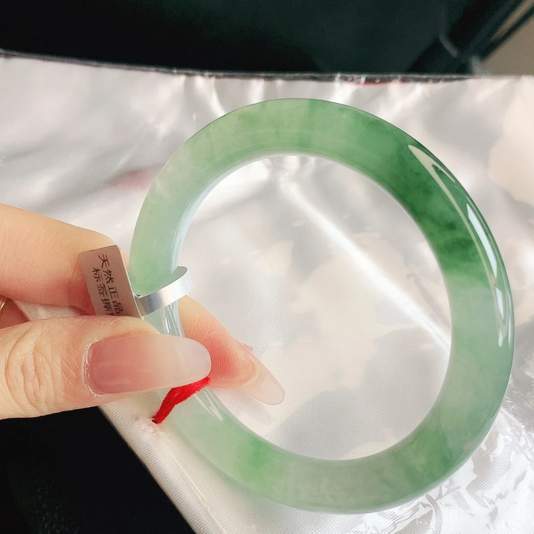 翡翠未镶嵌手镯缅甸天然a货翡翠手镯