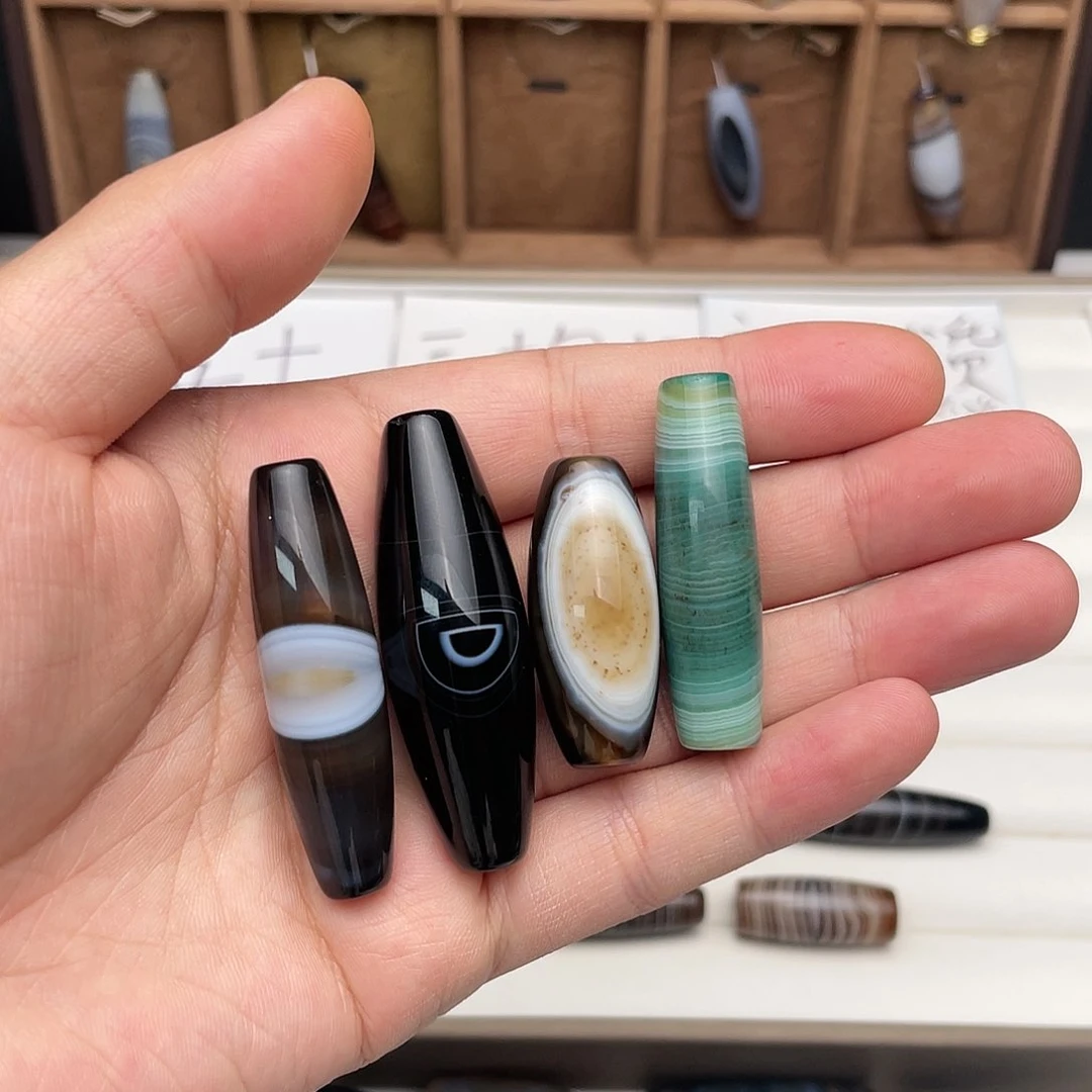 玛瑙/玉髓颈饰未镶嵌海***师