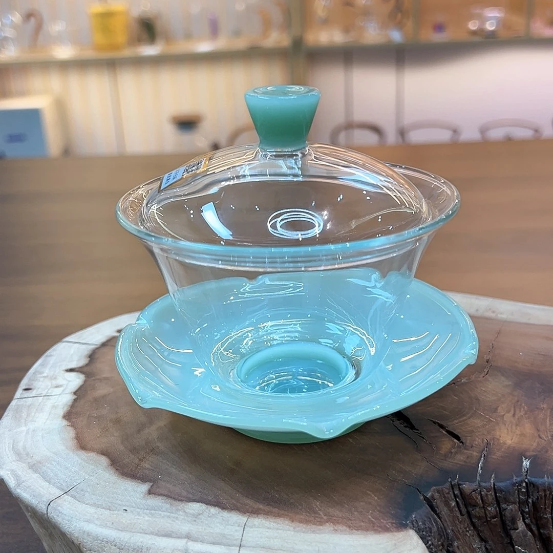 禾器荷叶盖碗浅玉色