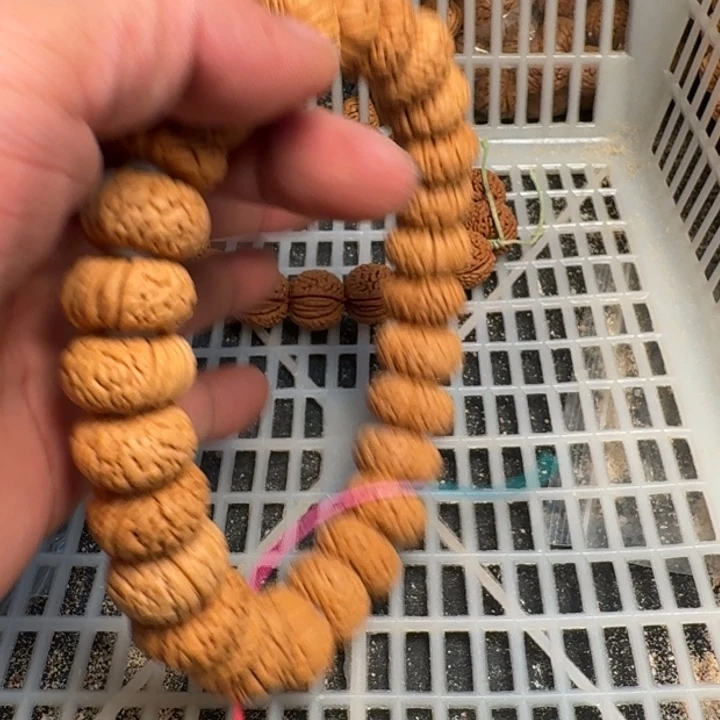 吊坠桃核铁扇夹板手持