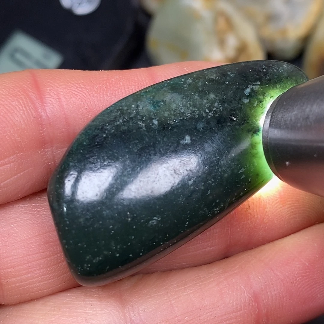 和田玉未镶嵌珠宝奇石